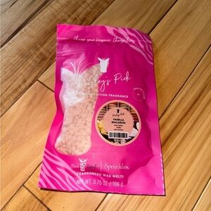 Vanilla Macaroon Pink Zebra Sprinkles
